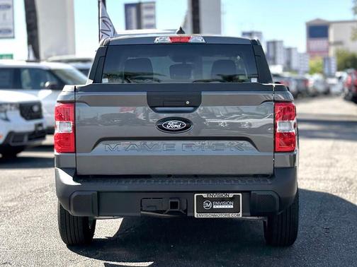 Gray Metallic 2026 Ford Maverick XLT