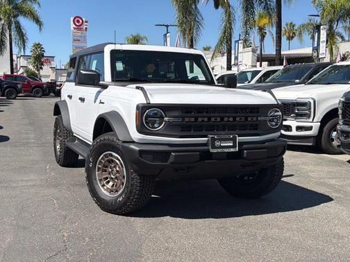 Oxford White 2026 Ford Bronco Big Bend
