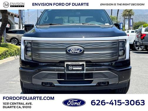 2025 Ford F-150 Lightning LARIAT