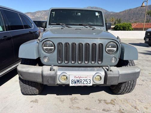 Anvil Clearcoat 2015 Jeep Wrangler Unlimited Sahara