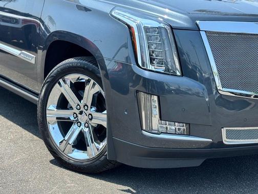 2019 Cadillac Escalade ESV Premium Luxury