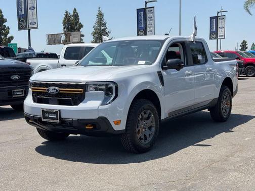 Space White Metallic 2026 Ford Maverick Tremor