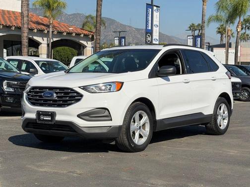 2020 Ford Edge SE