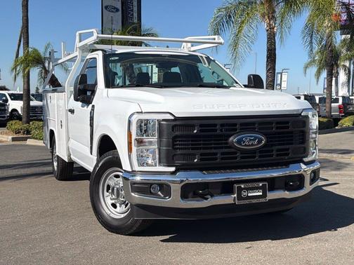 Oxford White 2026 Ford F-250 XL