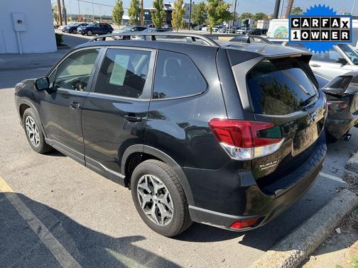 2024 Subaru Forester Premium