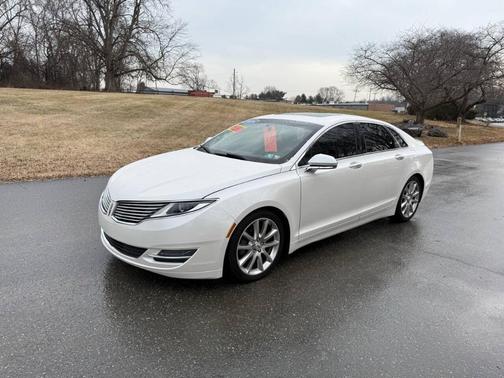 2016 Lincoln MKZ Hybrid Base
