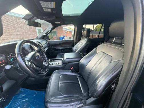 Black 2018 Ford Expedition Max Limited