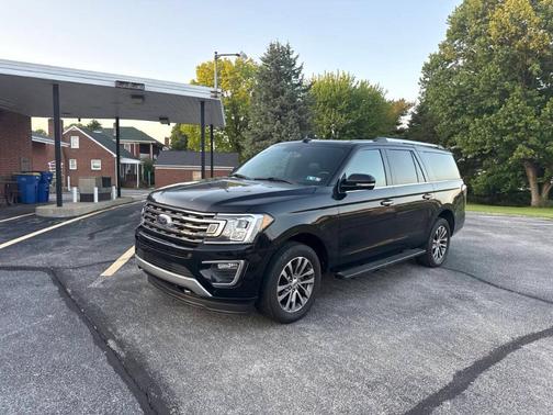 Black 2018 Ford Expedition Max Limited