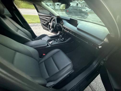 2023 Mazda Mazda3 FWD w/Preferred Package