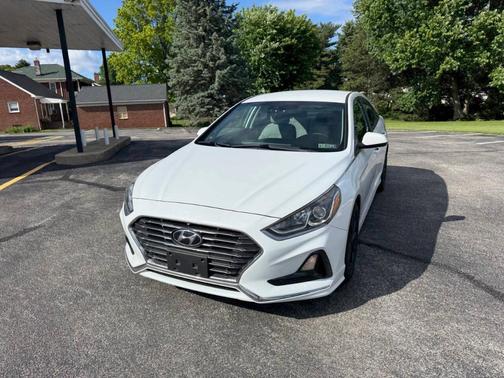 2018 Hyundai SONATA SE