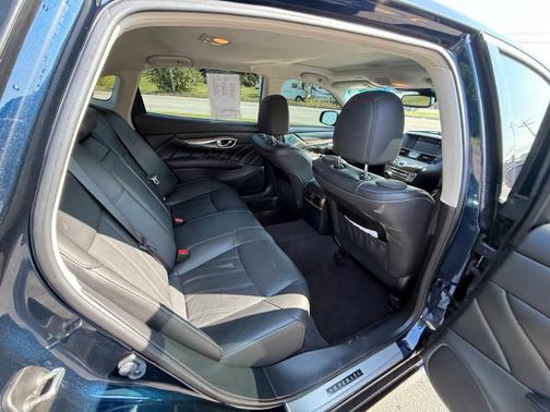 2019 INFINITI Q70L 3.7X LUXE