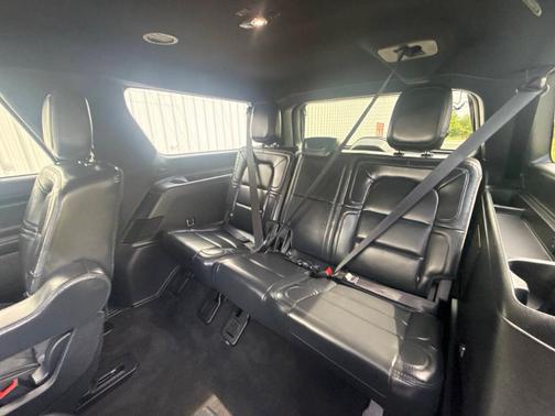 Black 2022 Lincoln Navigator L Reserve