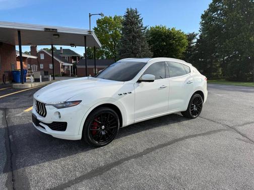 2017 Maserati Levante S