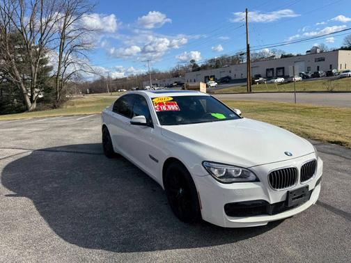 White 2015 BMW 750 i xDrive