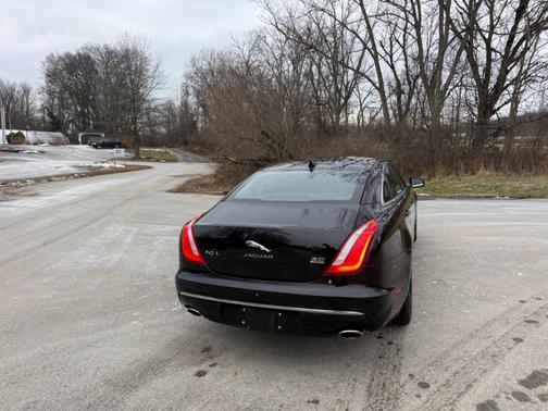 2017 Jaguar XJ XJL Portfolio