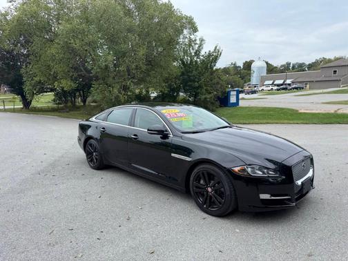 2017 Jaguar XJ XJL Portfolio