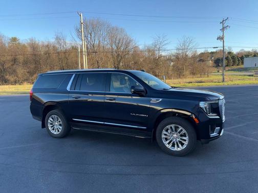 2022 GMC Yukon XL SLT