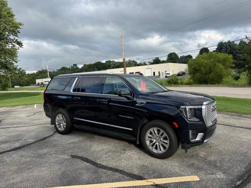 Blue 2022 GMC Yukon XL SLT