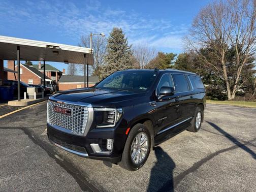 2022 GMC Yukon XL SLT