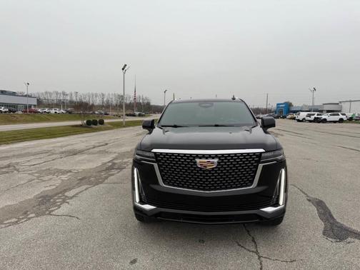 2022 Cadillac Escalade Luxury