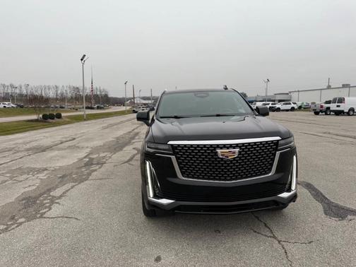 2022 Cadillac Escalade Luxury