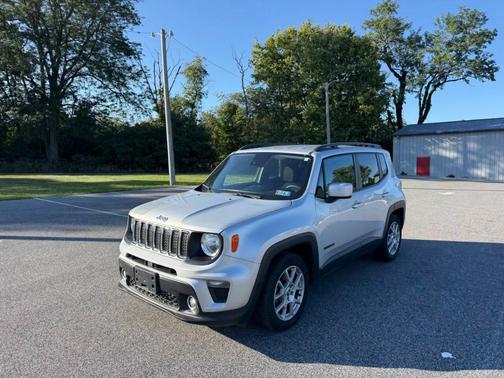 Silver 2021 Jeep Renegade Latitude