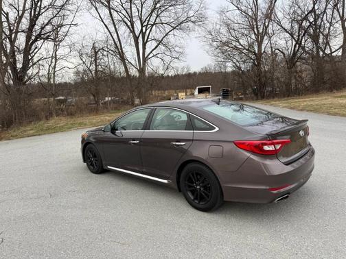 2016 Hyundai SONATA Sport