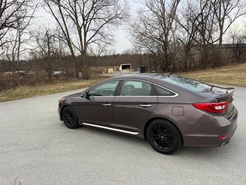 2016 Hyundai SONATA Sport
