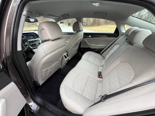 2016 Hyundai SONATA Sport