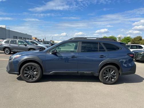 Cosmic Blue Pearl 2025 Subaru Outback Onyx Edition