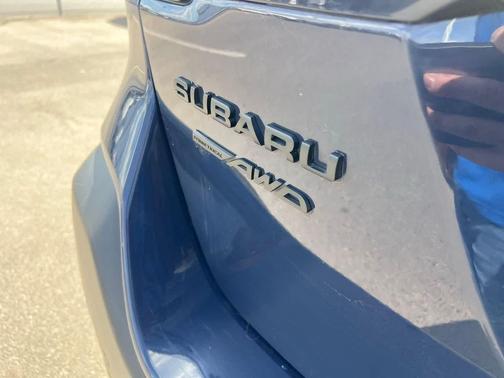 Cosmic Blue Pearl 2025 Subaru Outback Onyx Edition