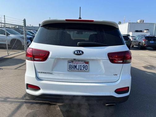 2019 Kia Sorento LX