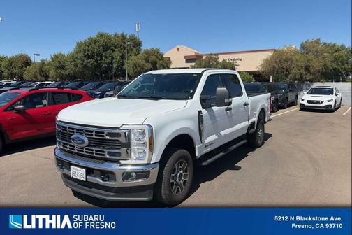 Oxford White 2025 Ford F-250 XLT
