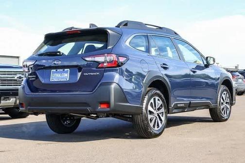 2025 Subaru Outback Base