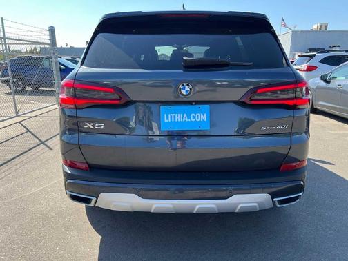 2022 BMW X5 sDrive40i