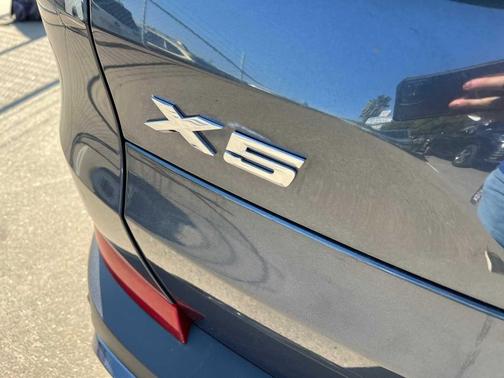 2022 BMW X5 sDrive40i
