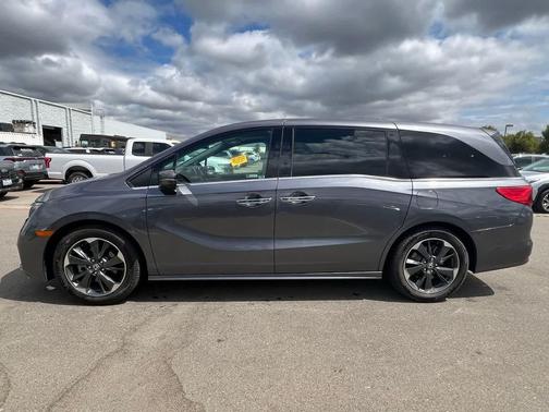 Modern Steel Metallic 2022 Honda Odyssey Elite