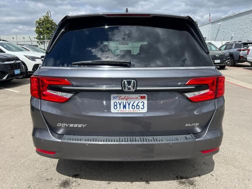 Modern Steel Metallic 2022 Honda Odyssey Elite