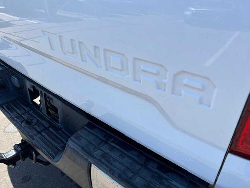 2015 Toyota Tundra SR5