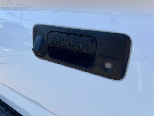 2015 Toyota Tundra SR5