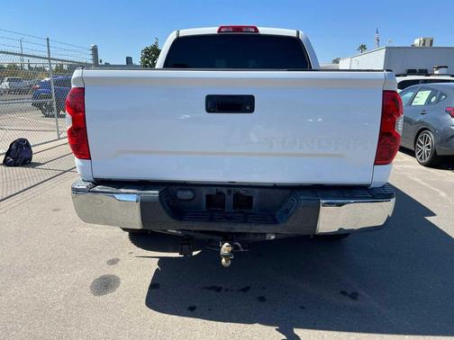 2015 Toyota Tundra SR5
