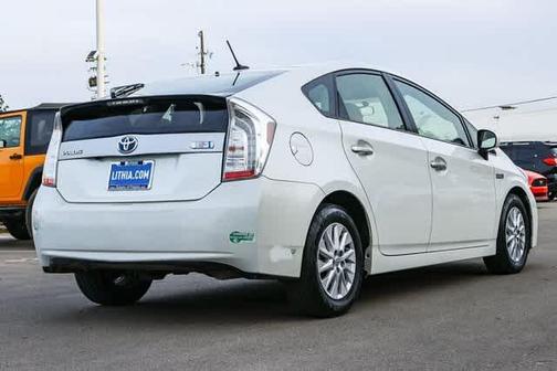 2014 Toyota Prius Plug-in Base