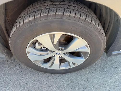 2022 Subaru Ascent Premium 7-Passenger