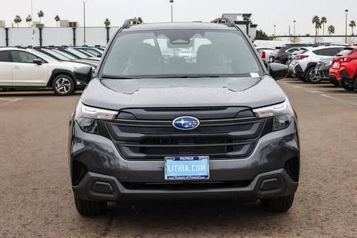 2025 Subaru Forester Base