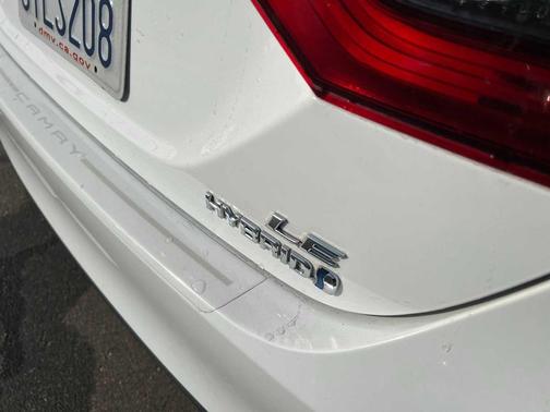 2022 Toyota Camry LE