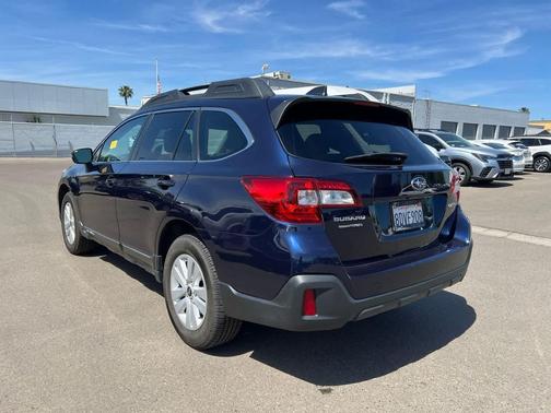 2018 Subaru Outback 2.5i Premium