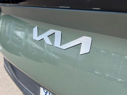 Jungle Green 2023 Kia Sportage X-Line