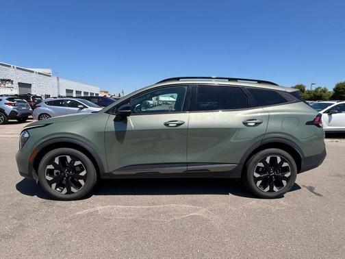 Jungle Green 2023 Kia Sportage X-Line