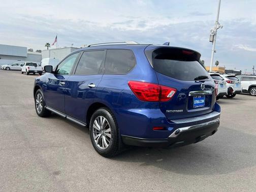 2020 Nissan Pathfinder S 2WD
