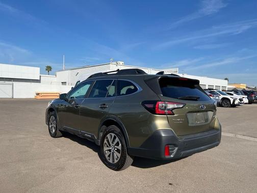 2022 Subaru Outback Premium